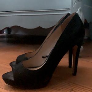 Express heels black size 8